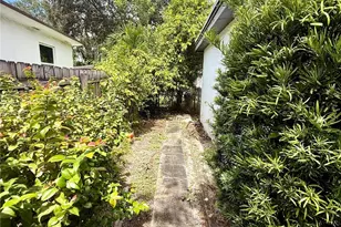 6409 Mayo St, Hollywood, FL 33023 - Photo 9