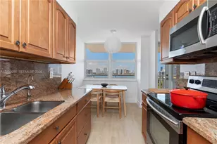 251 174th St, Sunny Isles Beach, FL 33160 - Photo 11