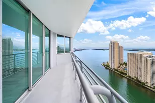325 S Biscayne Blvd, Miami, FL 33131 - Photo 21