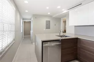 3507 Oaks Way, Pompano Beach, FL 33069 - Photo 21