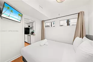 1032 Michigan Ave, Miami Beach, FL 33139 - Photo 15