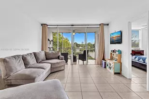 1780 NE 191st St, Miami, FL 33179 - Photo 5