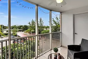 1780 NE 191st St, Miami, FL 33179 - Photo 21
