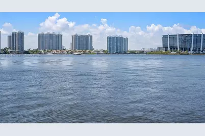 17878 N Bay Rd #405, Sunny Isles Beach, FL 33160 - Photo 19