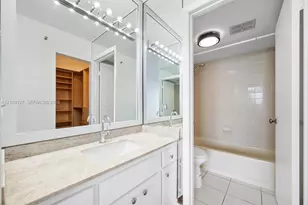 17878 N Bay Rd, Sunny Isles Beach, FL 33160 - Photo 13