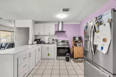 1920 NW 134th St, Miami, FL 33167 - Photo 13