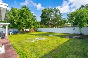 1920 NW 134th St, Miami, FL 33167 - Photo 27