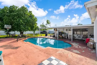 1920 NW 134th St, Miami, FL 33167 - Photo 31