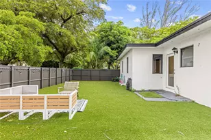 1195 NE 147th St, North Miami, FL 33161 - Photo 43