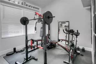 11611 SW 10th Ct, Pembroke Pines, FL 33025 - Photo 13