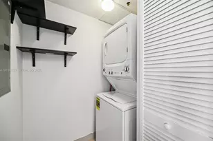 4250 Biscayne Blvd, Miami, FL 33137 - Photo 11
