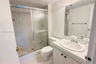 100 Bayview Dr, Sunny Isles Beach, FL 33160 - Photo 19
