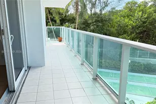 100 Bayview Dr, Sunny Isles Beach, FL 33160 - Photo 7