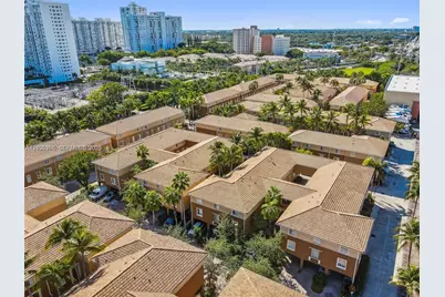 2945 NE 185th St #1407, Aventura, FL 33180 - Photo 41