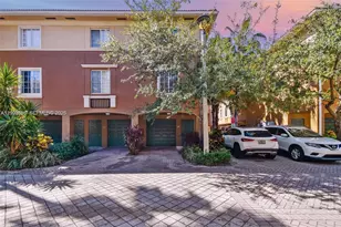 2945 NE 185th St, Aventura, FL 33180 - Photo 1