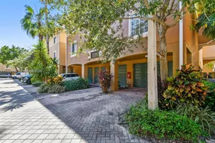 2945 NE 185th St, Aventura, FL 33180 - Photo 45