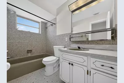 1007 N 19th Ave #18, Hollywood, FL 33020 - Photo 9