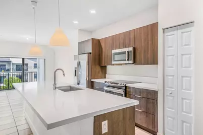 7865 NW 104th Ave #33, Doral, FL 33178 - Photo 11
