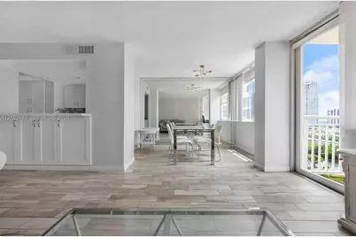 251 174th St #1607, Sunny Isles Beach, FL 33160 - Photo 3