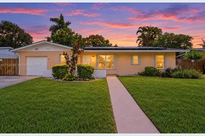 18103 SW 93rd Avenue, Palmetto Bay, FL 33157 - Photo 1