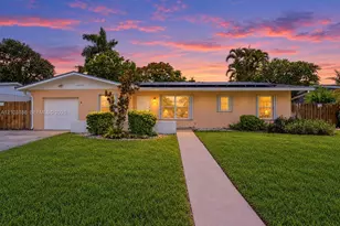 18103 SW 93rd Ave, Palmetto Bay, FL 33157 - Photo 1