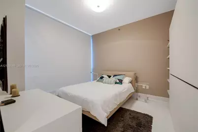100 S Pointe Dr #1109, Miami Beach, FL 33139 - Photo 31