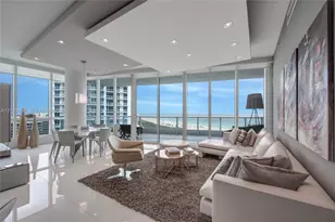 100 S Pointe Dr, Miami Beach, FL 33139 - Photo 11