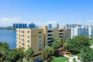 17878 N Bay Rd, Sunny Isles Beach, FL 33160 - Photo 31