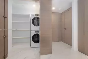2301 Collins Ave, Miami Beach, FL 33139 - Photo 25