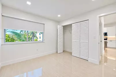 8039 Lake Dr #205, Doral, FL 33166 - Photo 17