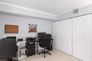 835 SW 118th Terrace, Davie, FL 33325 - Photo 17