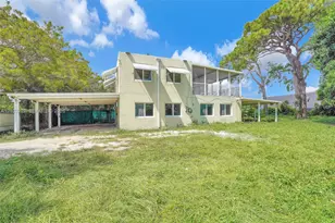 181 NW 41st St, Miami, FL 33127 - Photo 33