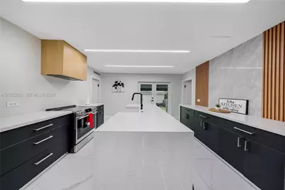 2612 SW 12th St #Main, Miami, FL 33135 - Photo 11
