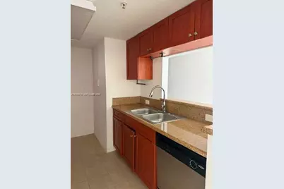 36 NW 6th Ave #402, Miami, FL 33128 - Photo 11