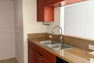 36 NW 6th Ave, Miami, FL 33128 - Photo 11