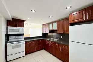 1351 NE Miami Gardens Dr, Miami, FL 33179 - Photo 1