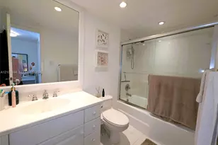 5161 Collins Ave, Miami Beach, FL 33140 - Photo 19
