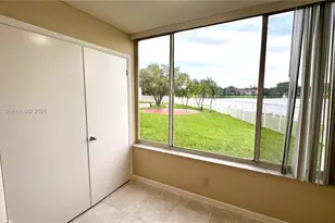 2880 N Oakland Forest Dr, Oakland Park, FL 33309 - Photo 11