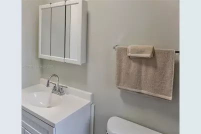 1265 W 24th St #224, Hialeah, FL 33010 - Photo 11