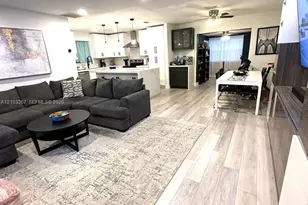 2751 SW 4th Ct, Fort Lauderdale, FL 33312 - Photo 3