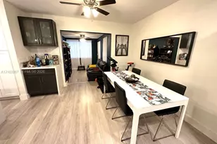 2751 SW 4th Ct, Fort Lauderdale, FL 33312 - Photo 5