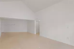 6292 NW 186th St, Hialeah, FL 33015 - Photo 7