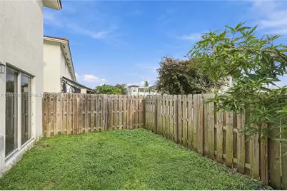 211 SW 6th Ln, Florida City, FL 33034 - Photo 27