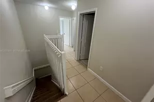 17650 NW 73rd Ave, Hialeah, FL 33015 - Photo 11