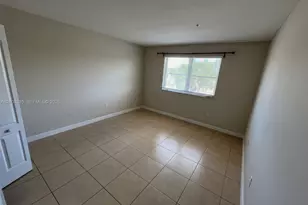 17650 NW 73rd Ave, Hialeah, FL 33015 - Photo 15