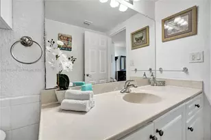 2501 S Ocean Dr, Hollywood, FL 33019 - Photo 23