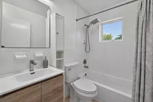 6528 W 22nd Ln, Hialeah, FL 33016 - Photo 7