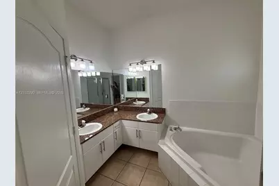 21518 SW 90th Ave, Cutler Bay, FL 33189 - Photo 13