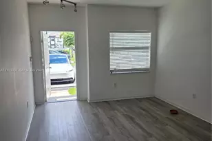 2238 SE 26th Ln, Homestead, FL 33035 - Photo 5