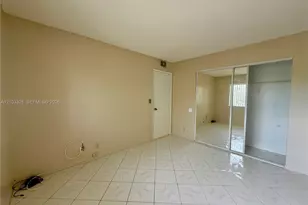 2230 N Cypress Bend Dr, Pompano Beach, FL 33069 - Photo 13